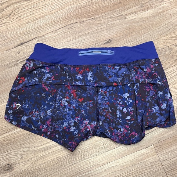 Ivivva size 14 Floral Shorts in Blue and Red - Picture 3 of 4